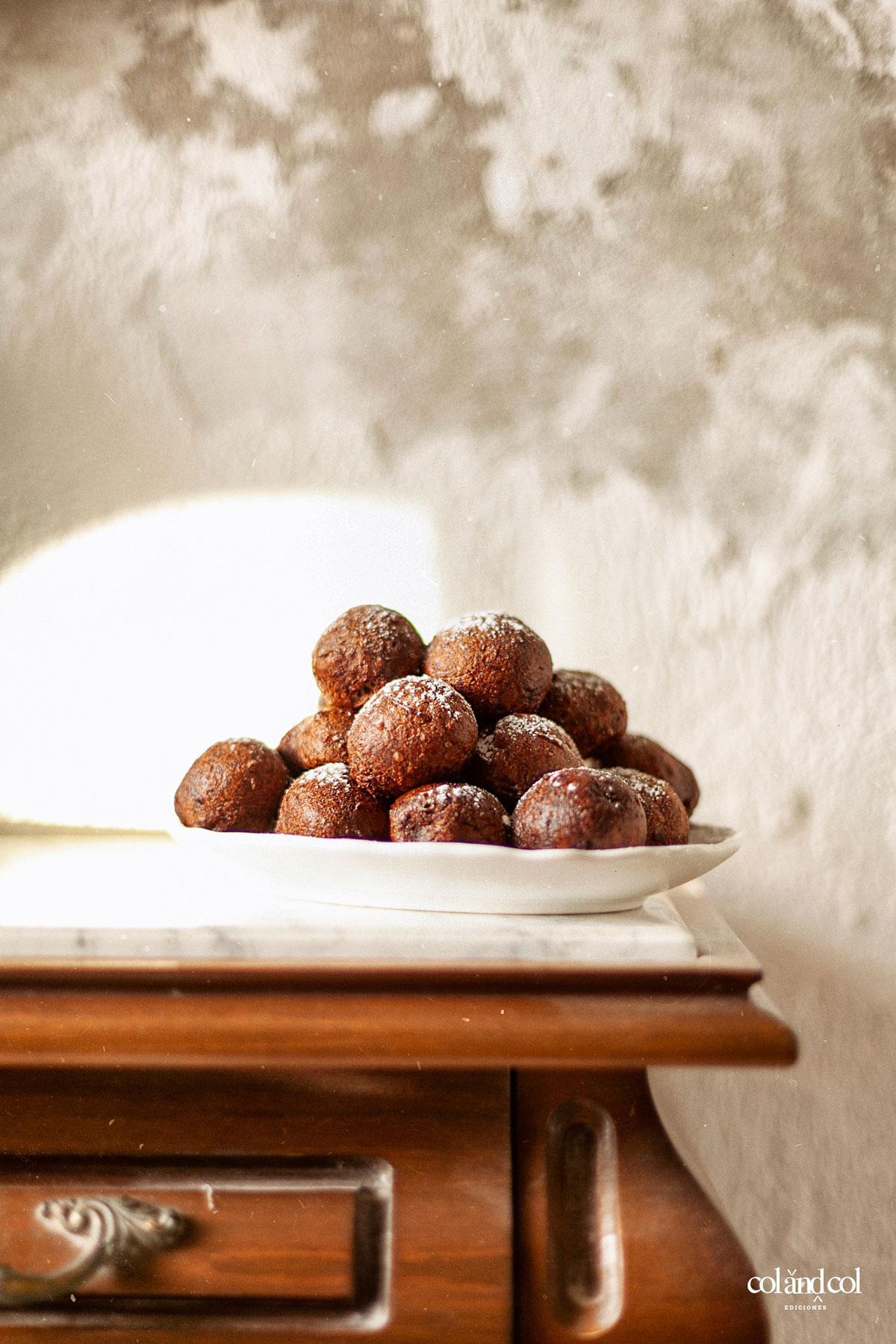 buñuelos de chocolate col and col