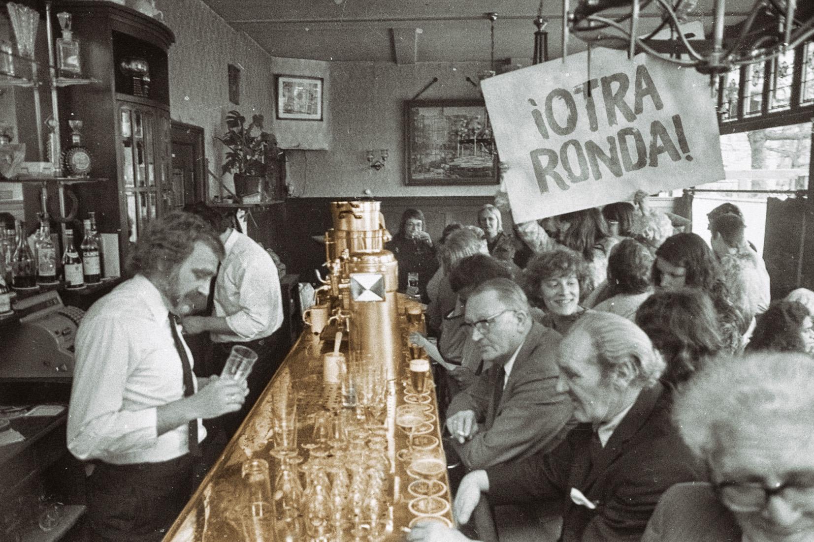 homenaje a la barra del bar col and col