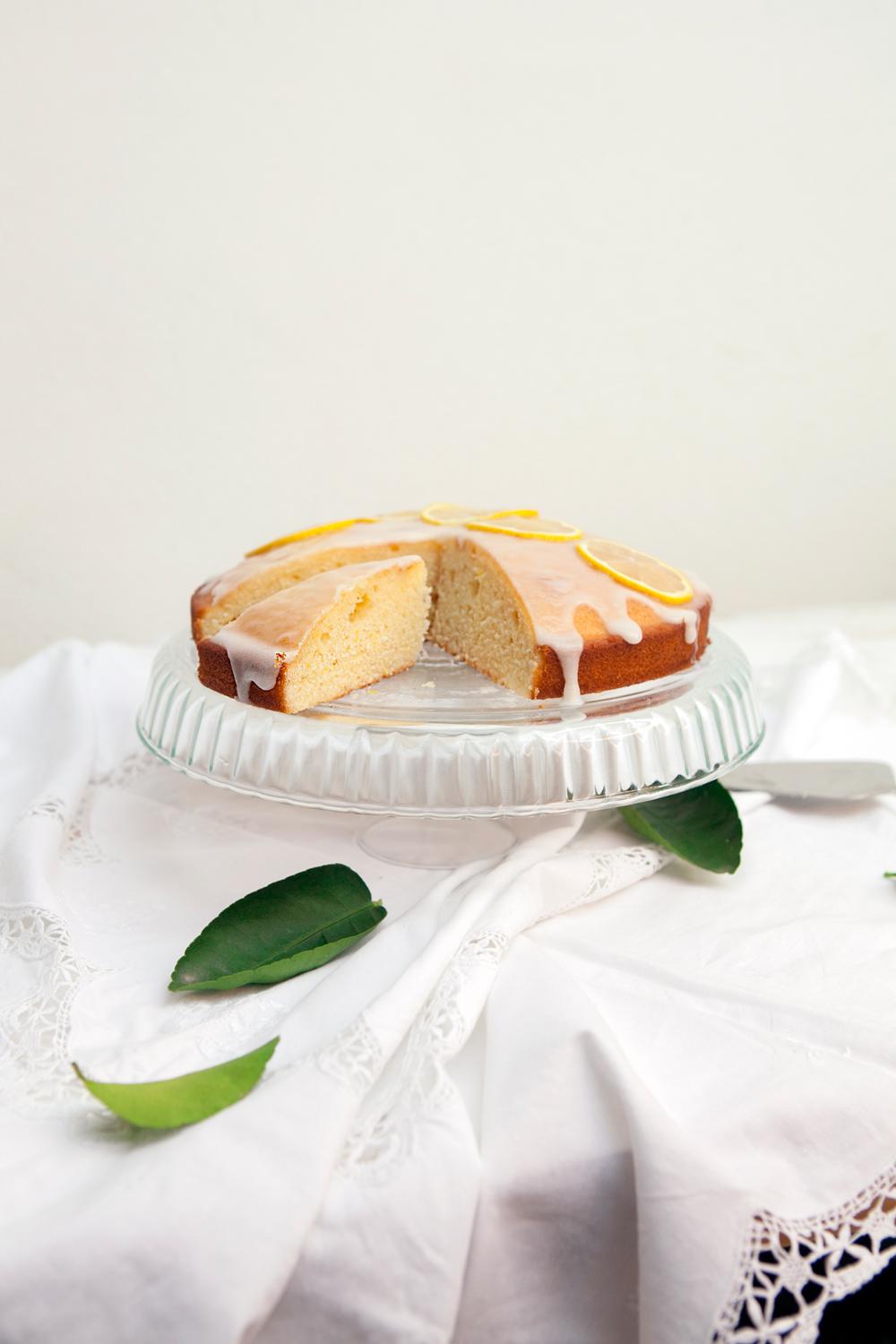 tarta-yogur-limon-un-hogar-en-la-cocina-colandcol